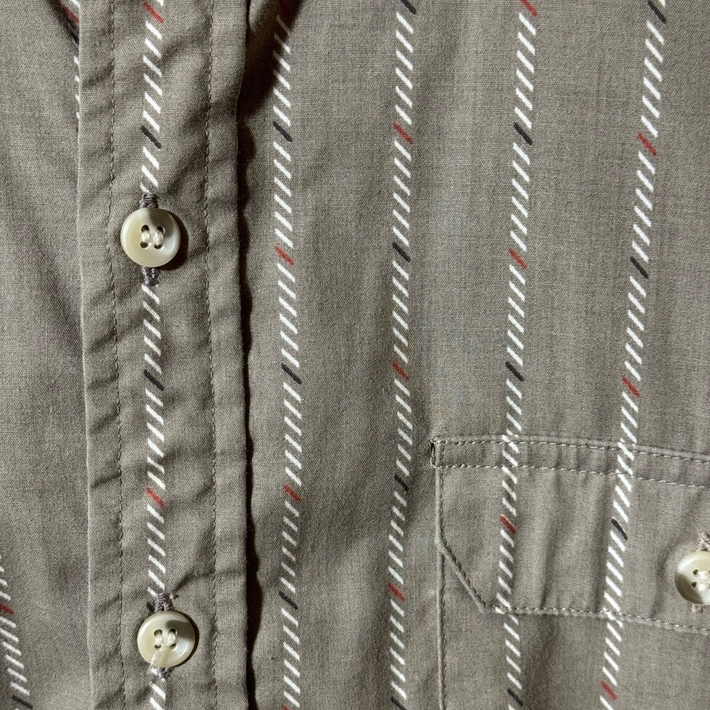 Vintage Long-Sleeved Men’s Button-Up